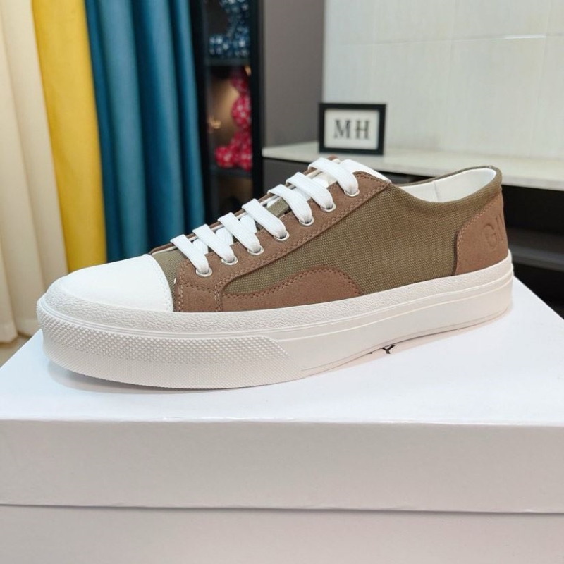 Givenchy Sneakers